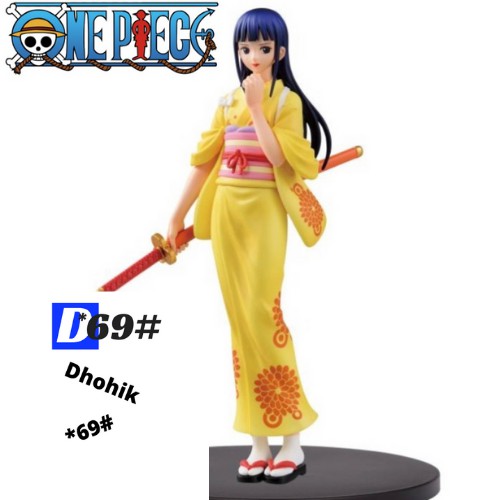 Action figure ONE PIECE - Okiku