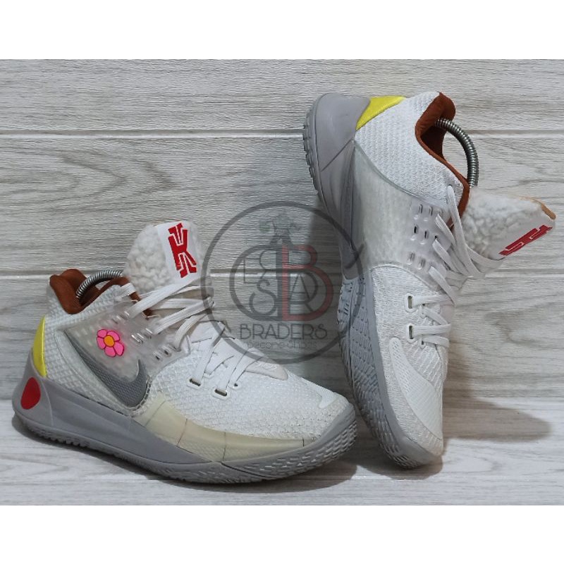 #SOLD OUT# SEPATU BEKAS NIKE KYRIE LOW 2 SANDY