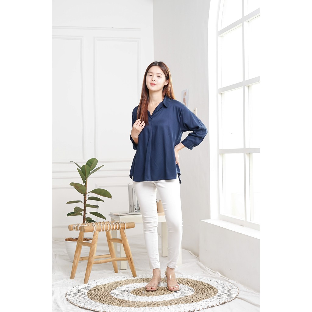 Sundays Attire - VENICE BLOUSE / Atasan Wanita Berkerah Lengan 3/4