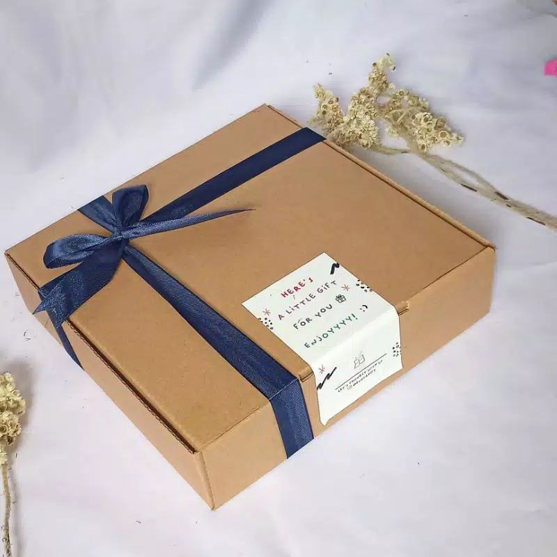 

Snack Box Paket Murah/Hampers snack/Kado Ulang tahun/Kado wisuda/Kado valentine