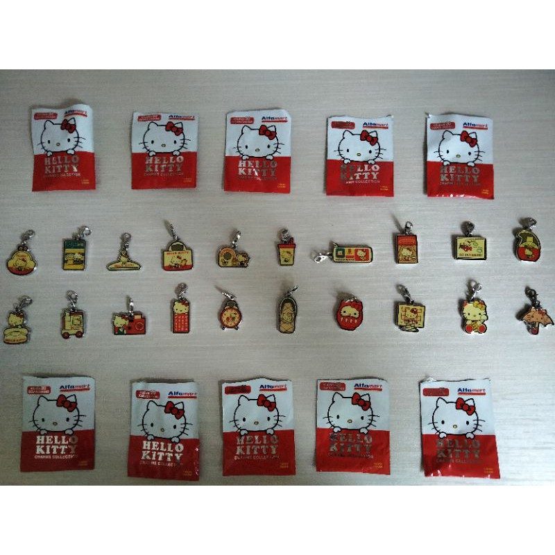 Charm Alfamart Hello Kitty per Set = 20 pcs + 2 pcs