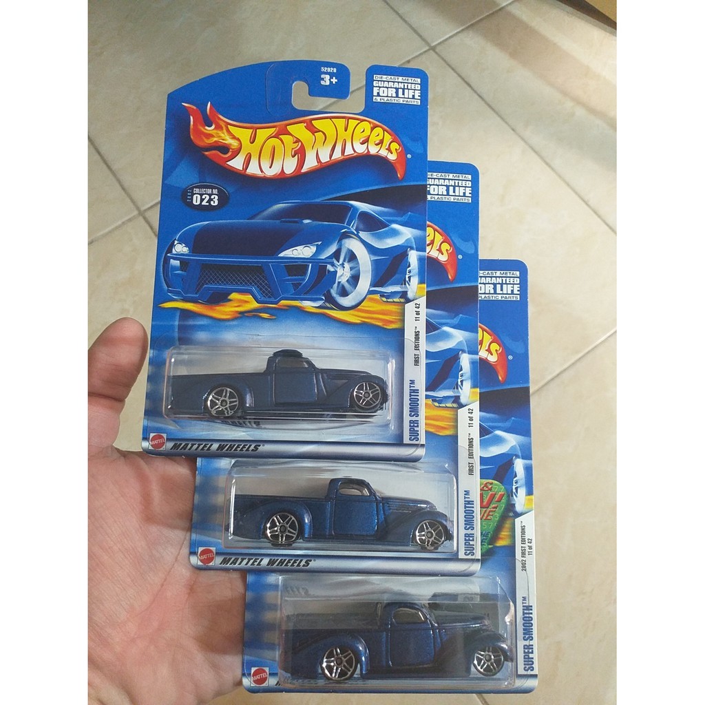 HOT WHEELS SUPER SMOOTH BIRU