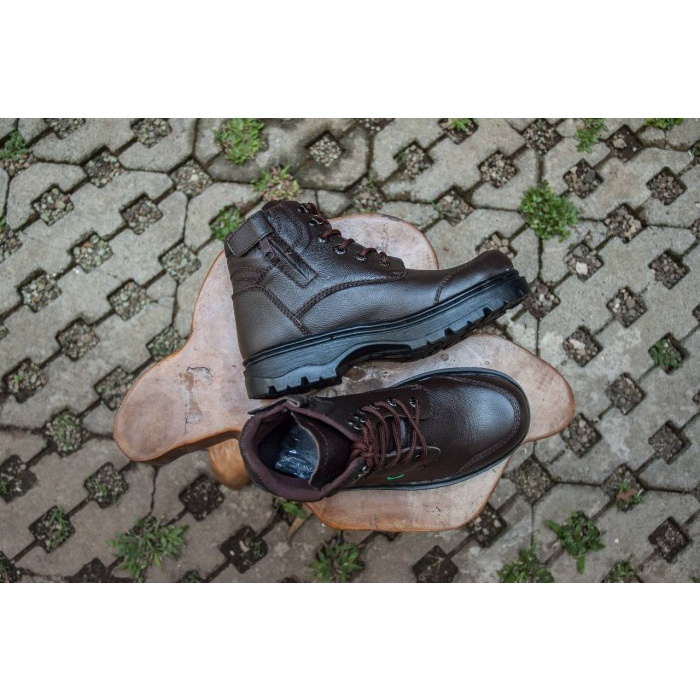 Sepatu Kickers Safety Boots Touring Steel toe Cap + Resleting