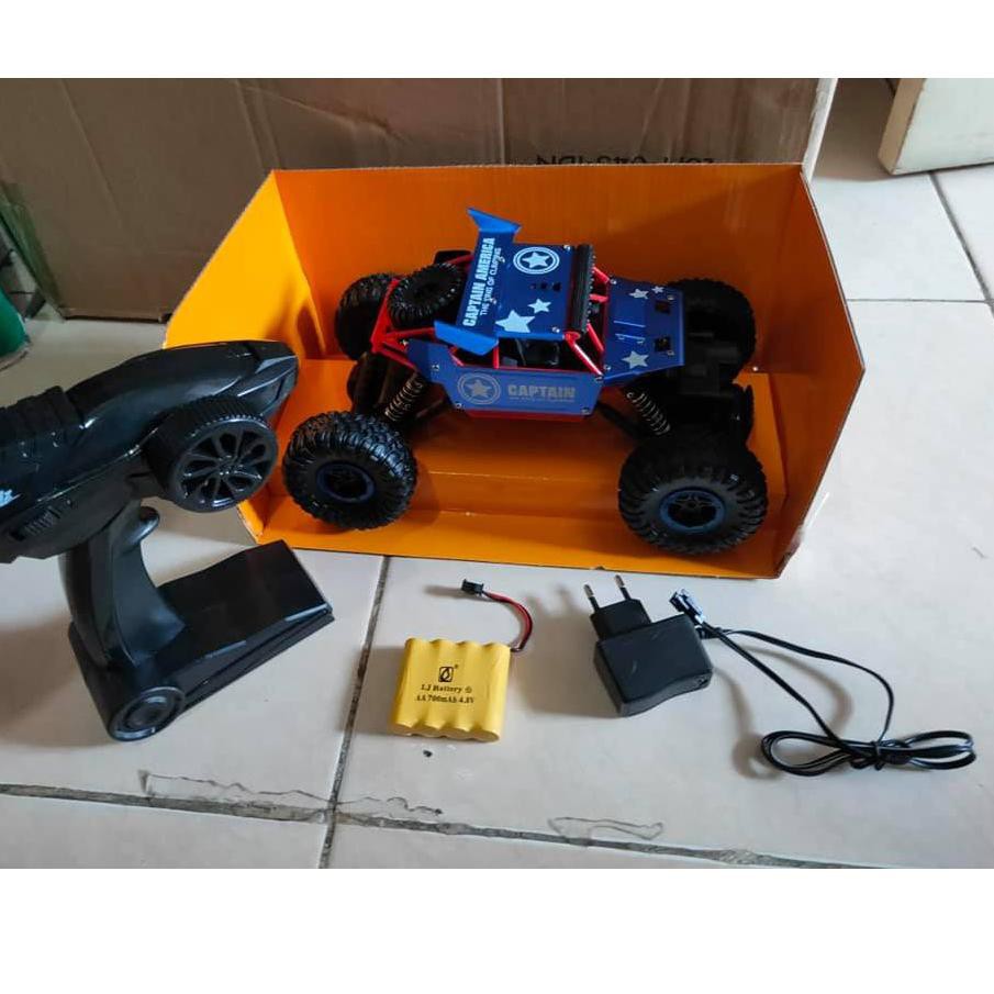 ֍ Mobil Remot 4WD 2.4Ghz Mainan RC Rock crawler Batman Herocar Batman ●