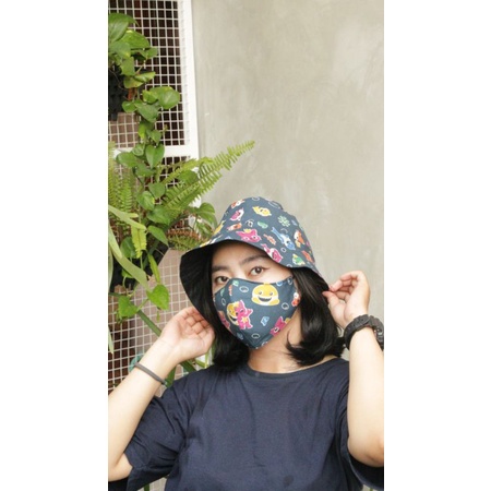 Masker dan Topi Dark Blue by Pagi Hijab 2 Layer Katun Strap Konektor Set Lucu Motif Gresik Sidoarjo