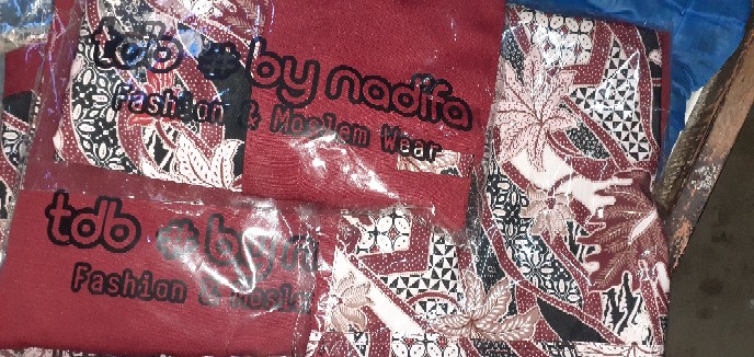 Batik Couple Muslim / Gamis Couple Keluarga Sabya