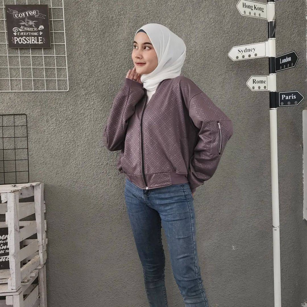 DIAMOND EMBOSS BOMBER Jacket Varsity Baseball Oversize Wanita Sweater Premium Motif Timbul Korean Style OOTD Terkini