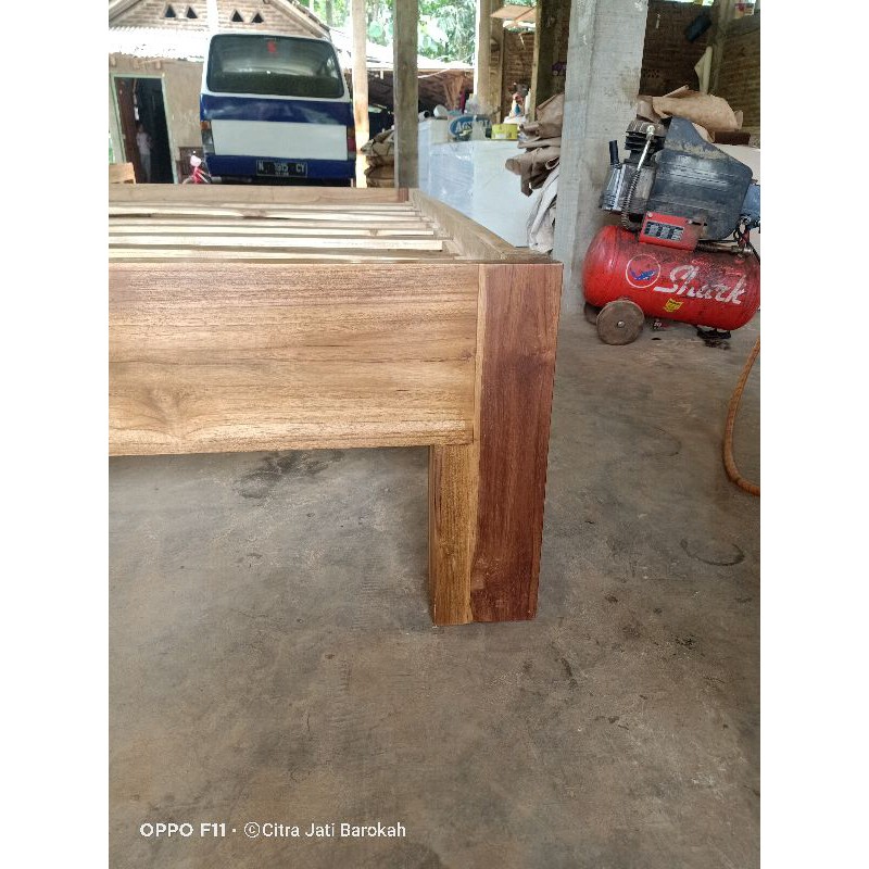 Dipan minimalis 200 x 200