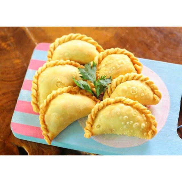 

Kue Snack Pastel Goreng Homemade Cemilan Enak Pasar Murah Jakarta