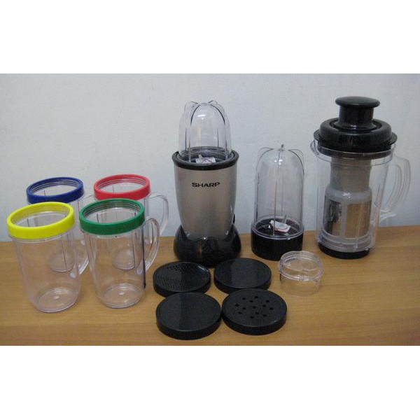 EXCLUSIVE  Sharp Blazter Blender Multifungsi SB-TW101P