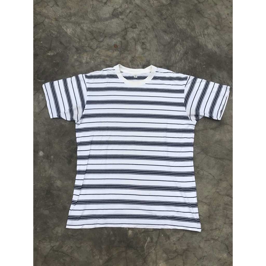 Kaos Uniqlo Stripe Putih