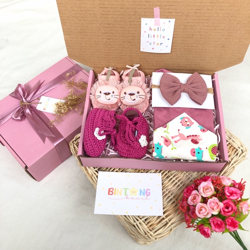 HAMPERS | Baby Hampers / Baby Gift / Newborn Hampers / Hampers Bayi / Kado Bayi / Kado Lahiran-Knit Shoe Pink Fanta