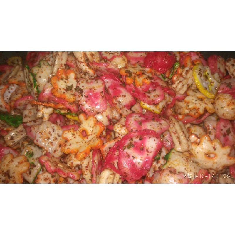 

seblak kering aneka kerupuk