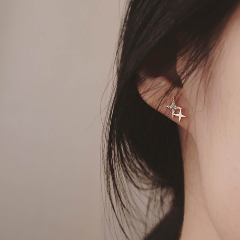 Hu Hu Hu Hu Hu Alat Bantu Pasang Kacamata♡ 1 Pasang Anting Stud Desain Bintang Aksen Berlian Imitasi Gaya Korea Untuk Pemakaian Sehari-Hari