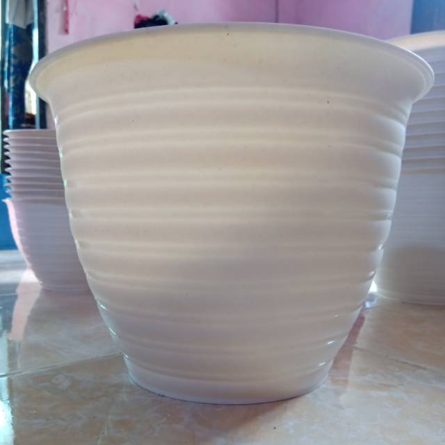  Pot  Tawon  putih uk 35  diameter 30 termurah Shopee Indonesia
