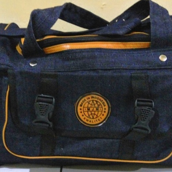 Tas Travel Jumbo Jeans Berkualitas - Solusi Mudah Bawa Pakaian Perjalanan