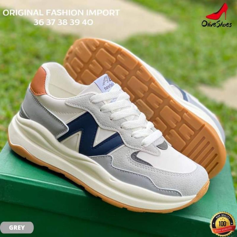 SEPATU ANAK-ANAK/SEPATU ANAK-ANAK