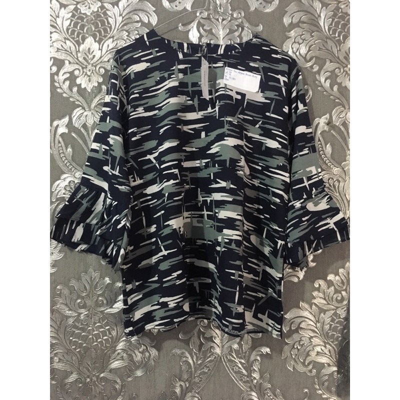 Blouse Biru Dongker Aksen Army