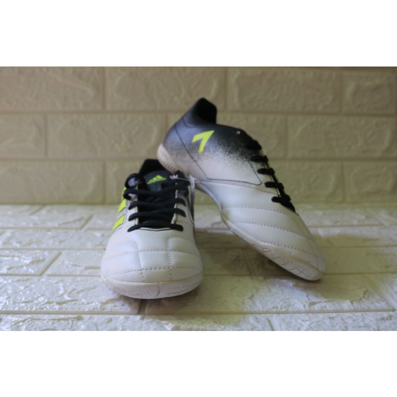 SEPATU FUTSAL ADIDAS ACE 17.4 IN S77100