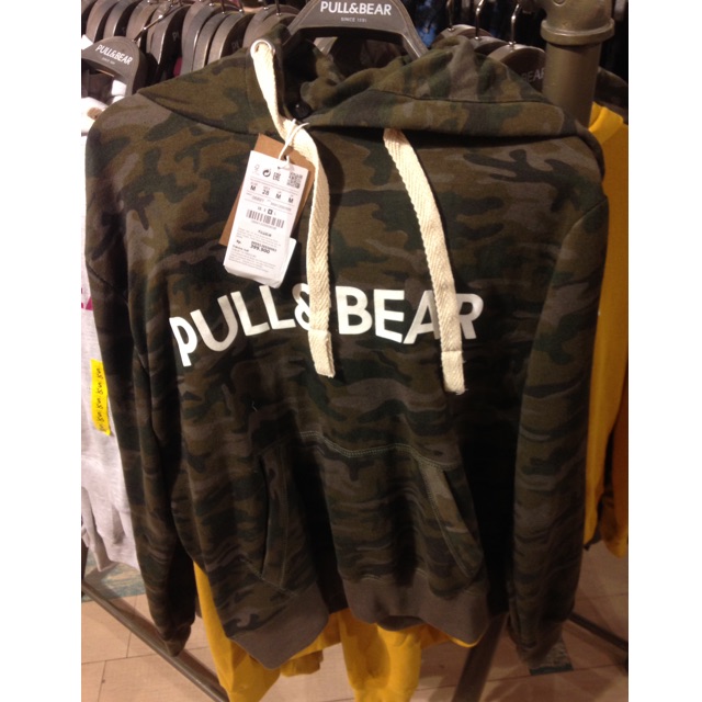 hoodie army pull and bear