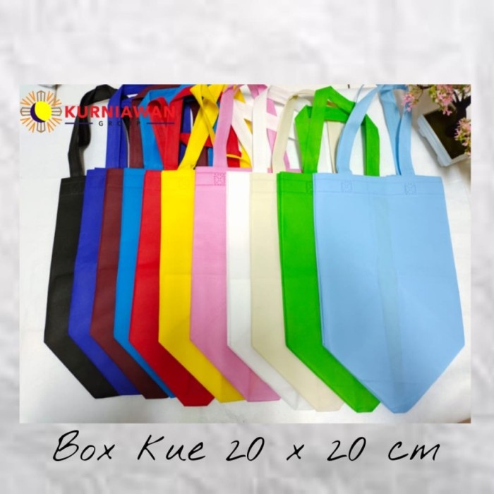 

✨ BISA COD ✨ TAS BOX KUE DUS KOTAK NASI SPUNBOND PRESS UNTUK KOTAK UKURAN 20x20 - Putih