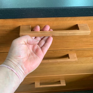 Gagang Laci Lemari Pintu Kayu Minimalis Kahfi 004