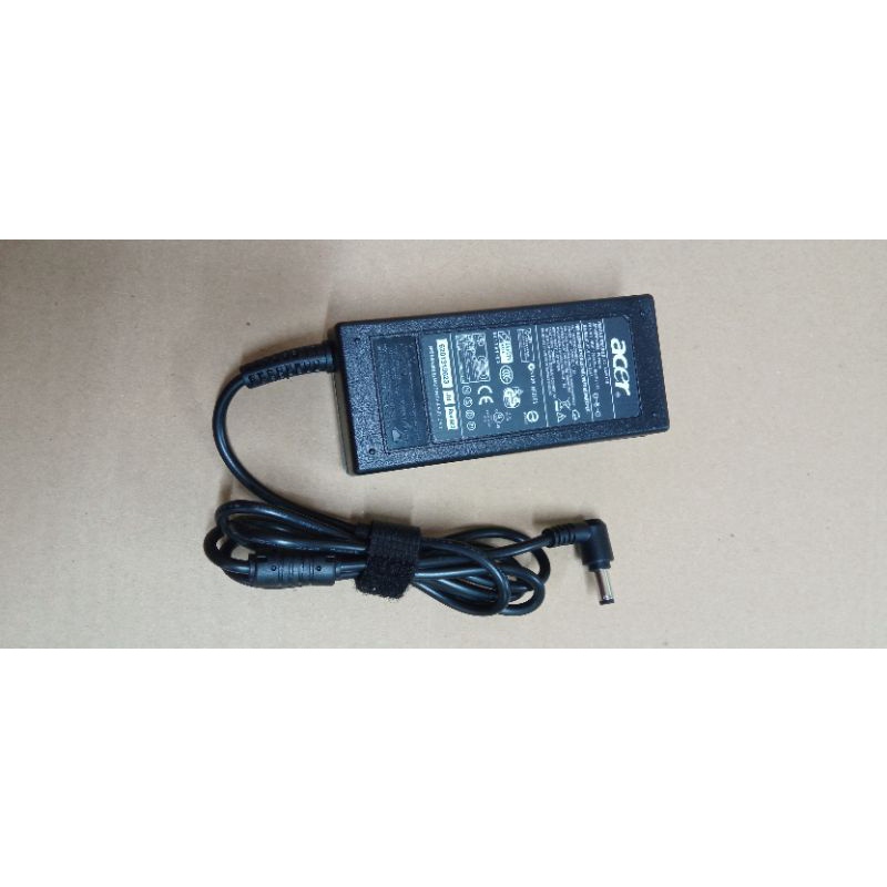 Adaptor Charger Acer 19V 2.37A DC 5.5*2.5 mm