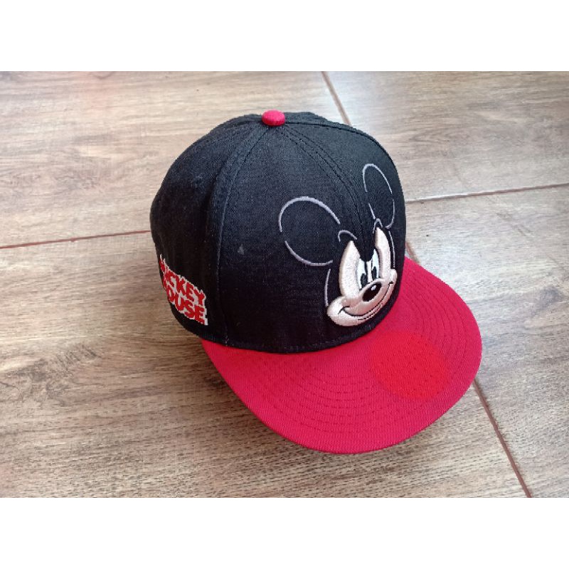 topi new era x Disney