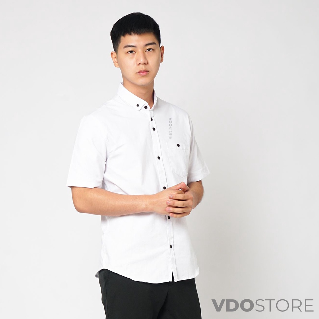 KEMEJA PRIA PUTIH BASIC LENGAN PENDEK BAJU POLOS DEWASA PREMIUM KEMEJA KERJA TEBAL M L XL HITAM PUTIH NAVY ARMY CREAM KEMEJA KANTOR FORMAL SANTAI CASUAL SEMI KASUAL VIRAL MURAH KATUN KUALITAS WHITE SHIRT