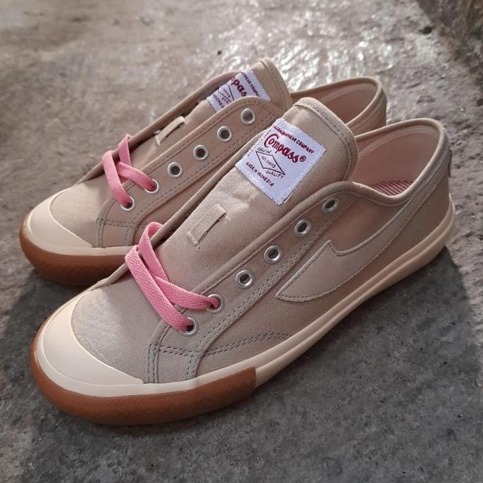 SEPATU COMPASS GAZELLE PINK FROST LOW FDF321355E