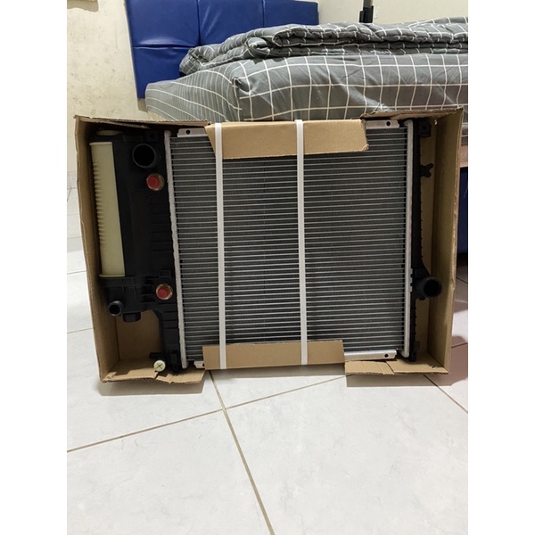 RADIATOR BMW 318i E36 E36 MATIC AT