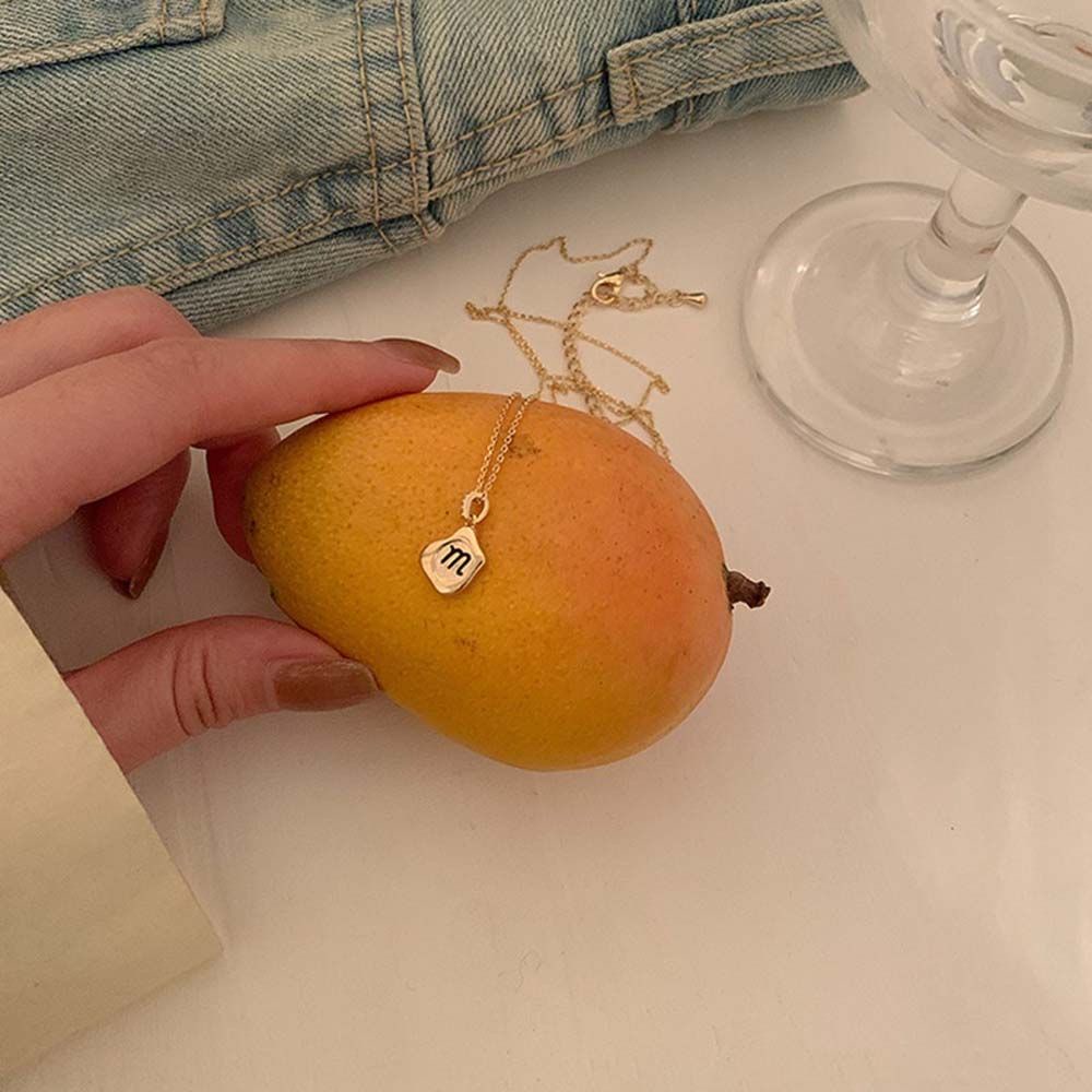 Needway  Irregular Metal Necklace Simple Female Chokers Clavicle Chain Women Cute Korean Alloy Temperament Girls Fashion Jewelry/Multicolor