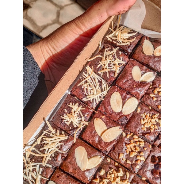 

Fudge Brownies seket uk 20x20cm|Fudgy Brownies|Brownies nyoklat|Brownies panggang|Brownies shiny