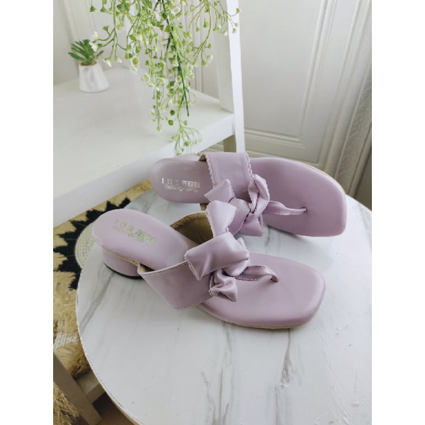 Sandal/Selop Heels Premium Ungu Kekinian