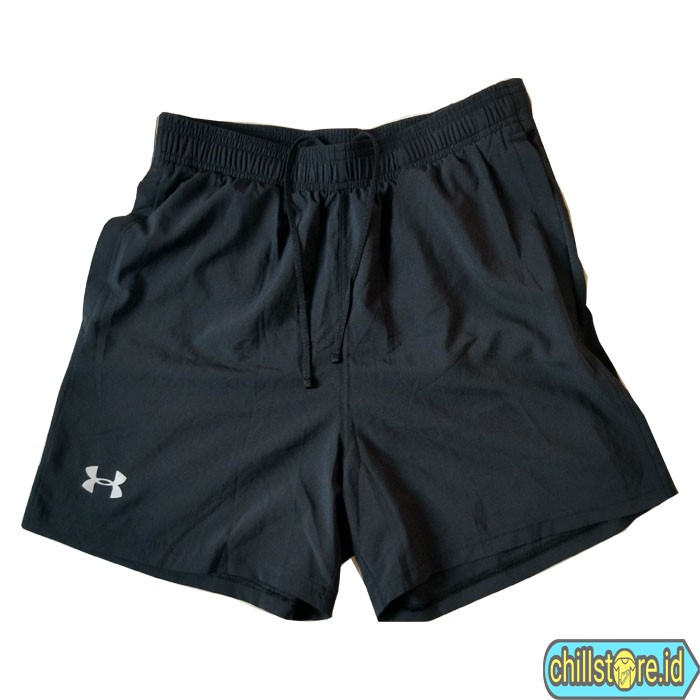 CELANA PENDEK HITAM RUNNING UNDER ARMOUR ORIGINAL 100%