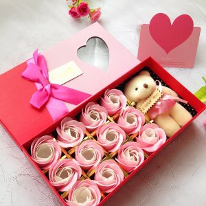 

Onemarkets Kado Bunga Valentine Kotak Kado Anniversary F002R