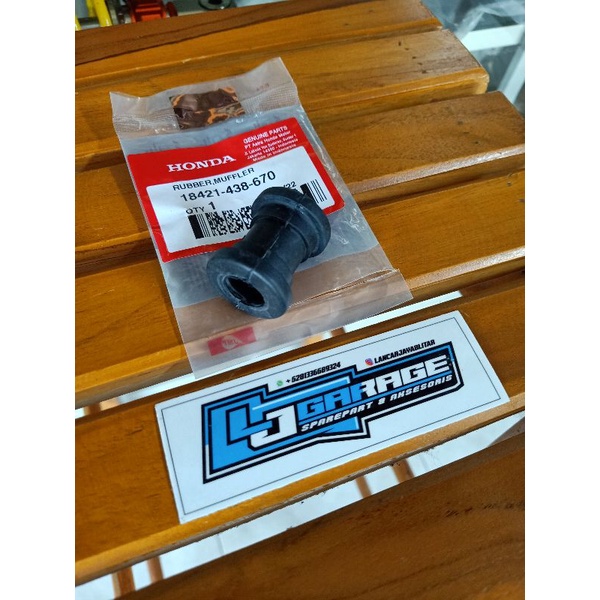 KARET DUDUKAN KNALPOT HONDA TIGER REVO TIGER LAMA RUBBER KARET KNALPOT MEGAPRO VERZA ORIGINAL HONDA 