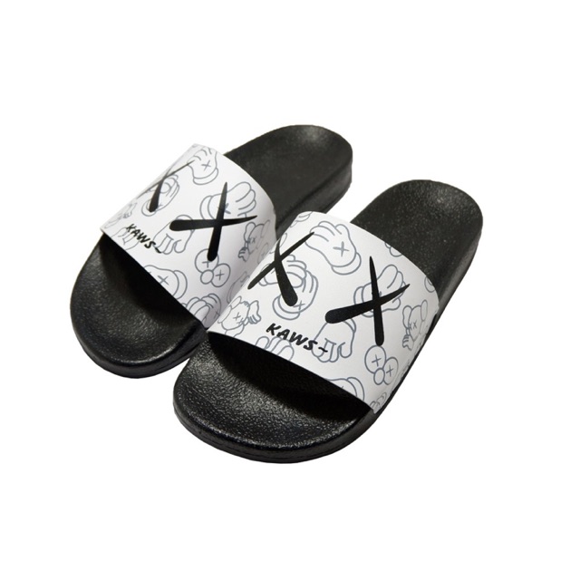 SANDAL SLOP PRIA “KAWS XX” I SANDAL SLIDE KUALITAS IMPORT