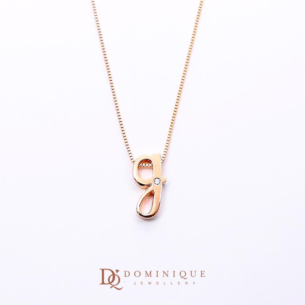 

Dominique Jewellery- Pendant Diamond G + Necklace Kadar 75%