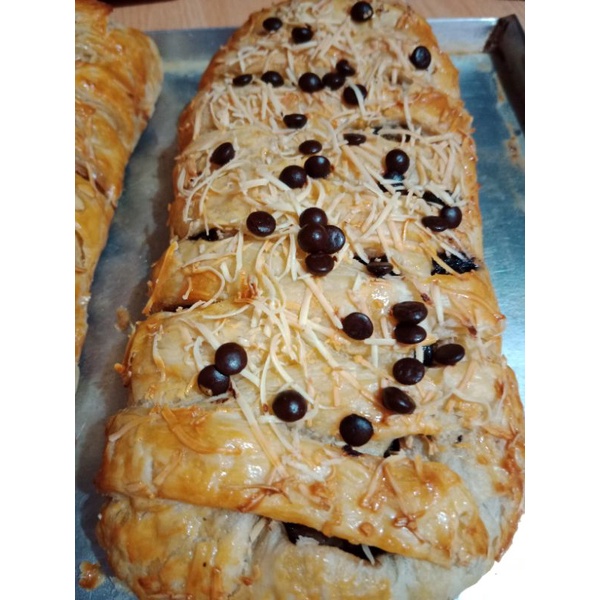 

STRUDLE"Banana Pastry,isi pisang coklat keju enak dan legit