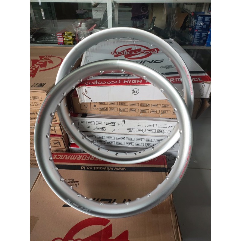 Velg wilwood U shape 185 215 - 17 silver / velg wilwood ushape 185 215 silver