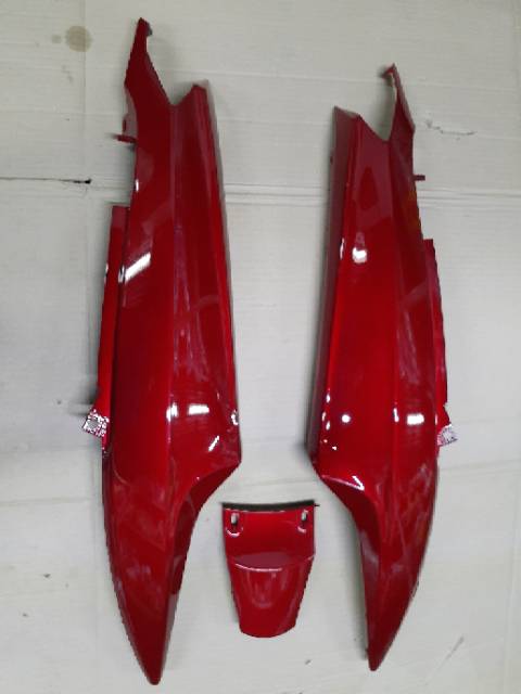 Cover body mio karburator merah maroon