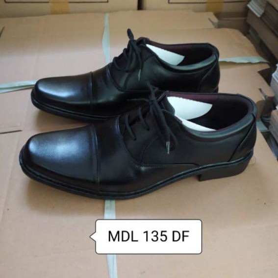 Sepatu kulit pria PDH Polri TNI security guard PNS sepatu kerja formal tampil lebih keren