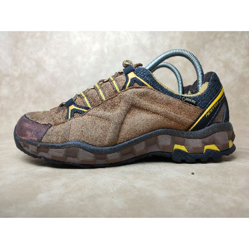  sepatu  TREKSTA untuk  pria wanita outdoor hiking  treking 
