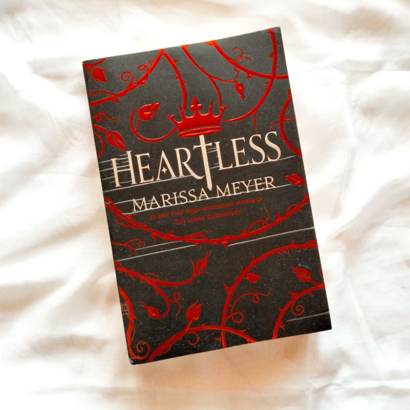 [English, Preloved] Heartless by Marissa Meyer