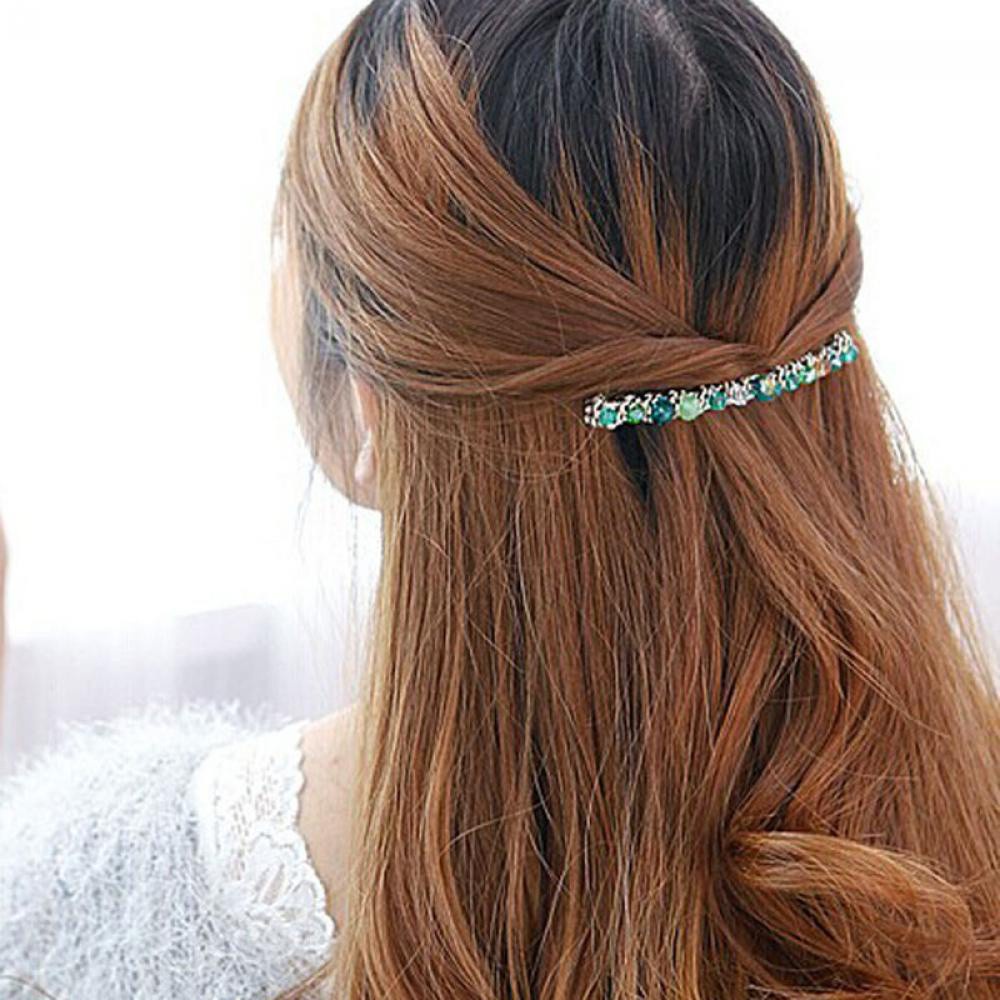 Jepit Rambut Bentuk Nanas Aksen Kristal Berlian Imitasi Warna-Warni Gaya Korea Untuk Wanita