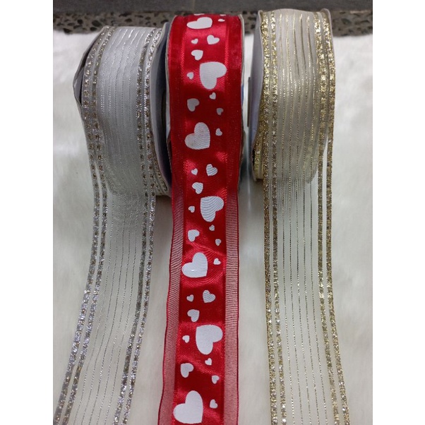 

pita organdi cantik lebar 3,7_4cm harga per. meter