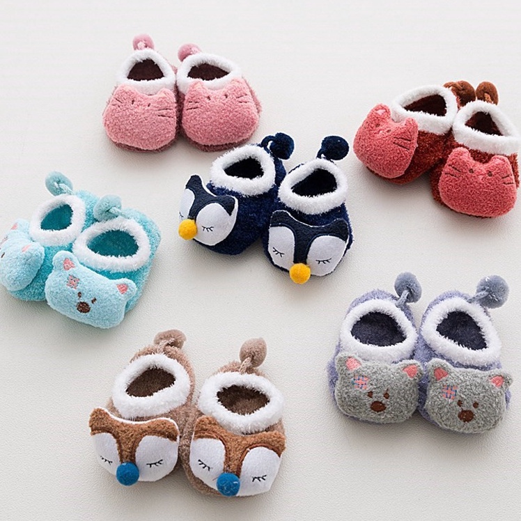 KAUS KAKI BAYI ANTI SLIP / KAUS KAKI BONEKA BULU KARAKTER 3D BAHAN HALUS LEMBUT DAN ADEM SEPATU PREWALKER KAOS KAKI KOREA ANAK BAYI KAUS KAKI BULU LEMBUT MOTIF ANIMAL BABY SOCKS KAOS KAKI BULU SEPATU BELAJAR BAYI ANTI SLIP ANTI LICIN