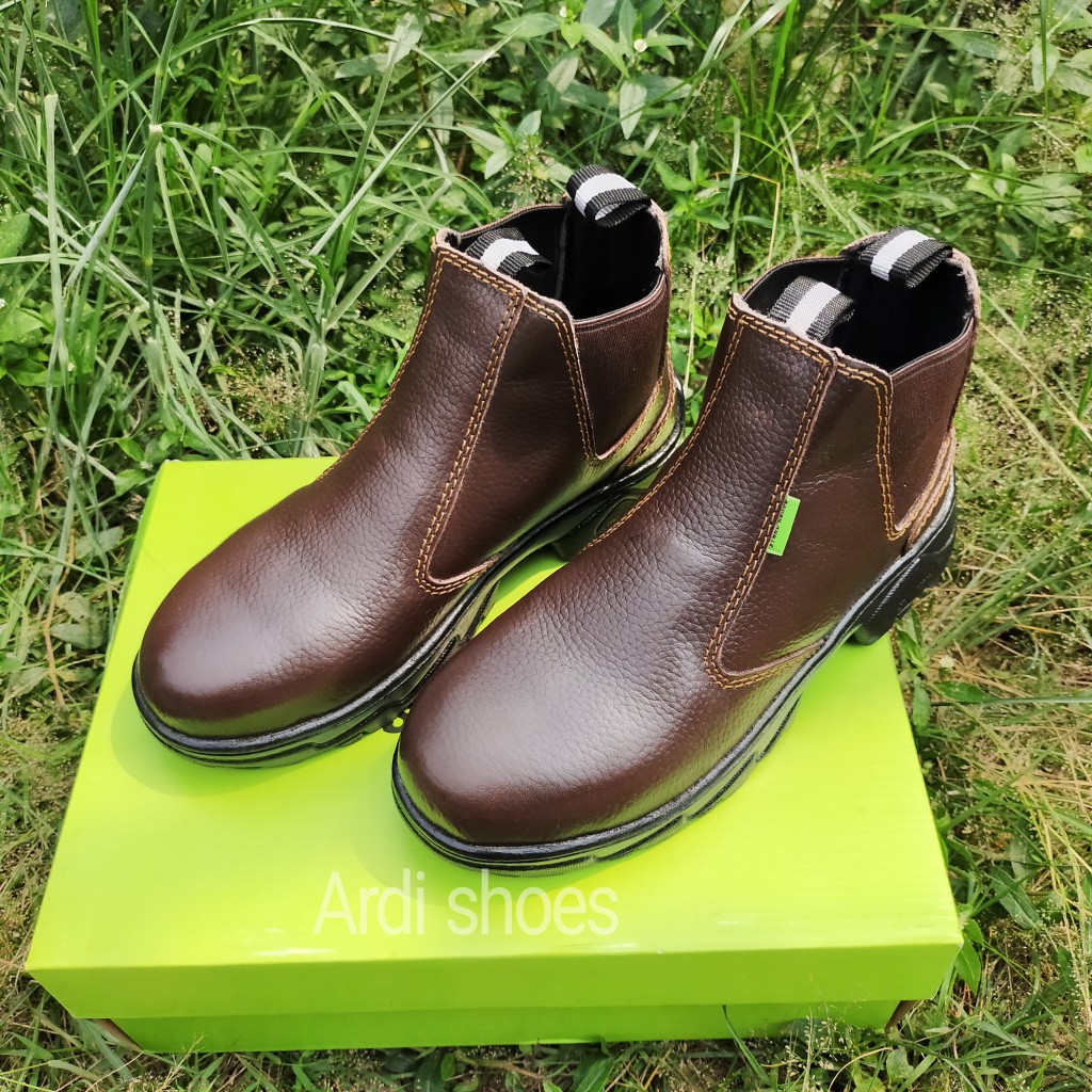 Sepatu Safety Boots Pria Kulit Sapi Asli Sepatu Sefti Cowok Ujung Besi Sepatu proyek Stand Horse 805