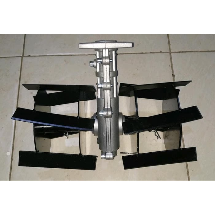 Kepala Head Gear Box Mesin Potong Rumput Mini Tiller Pembajak Traktor